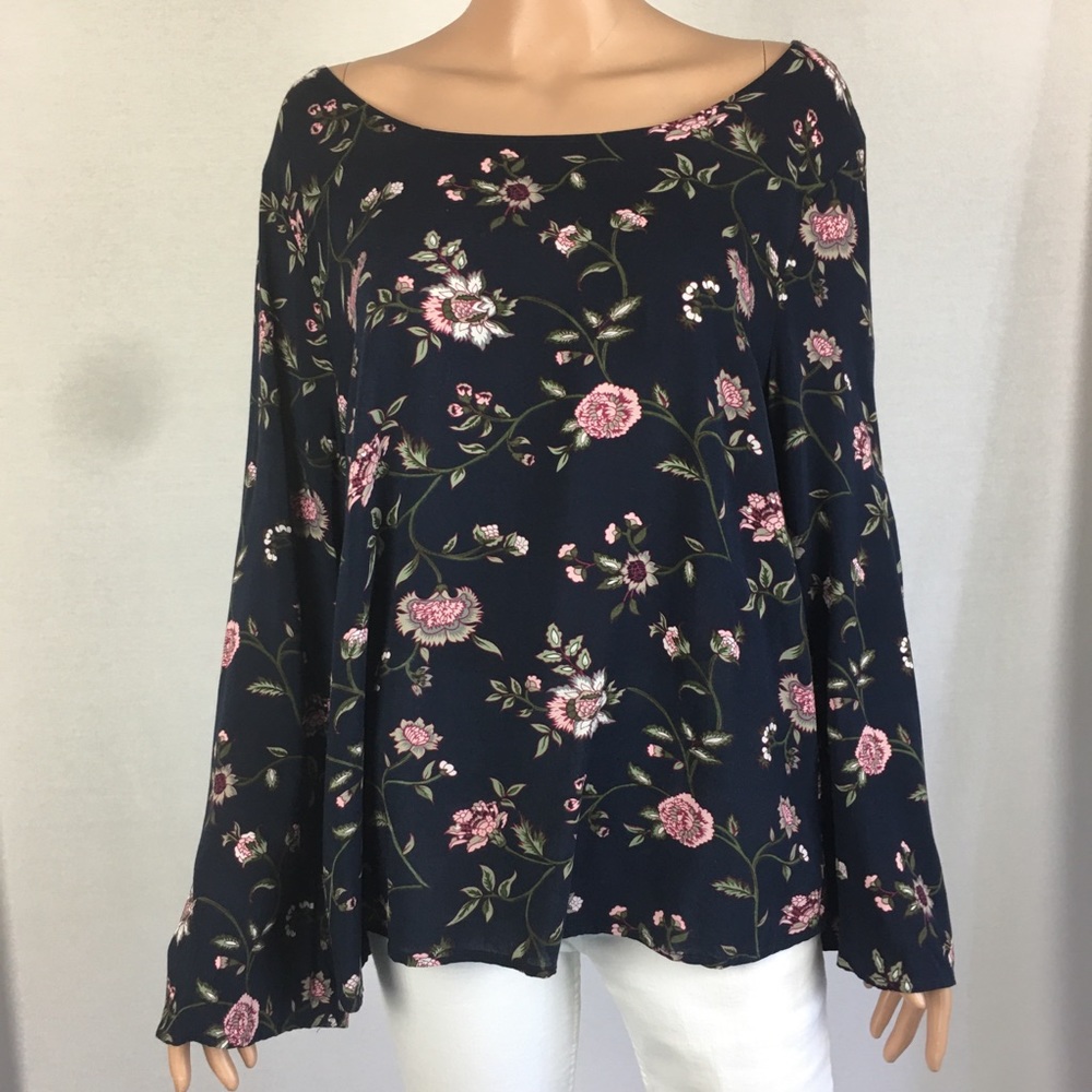 Faded Glory Bell Sleeve Criss Cross Blouse